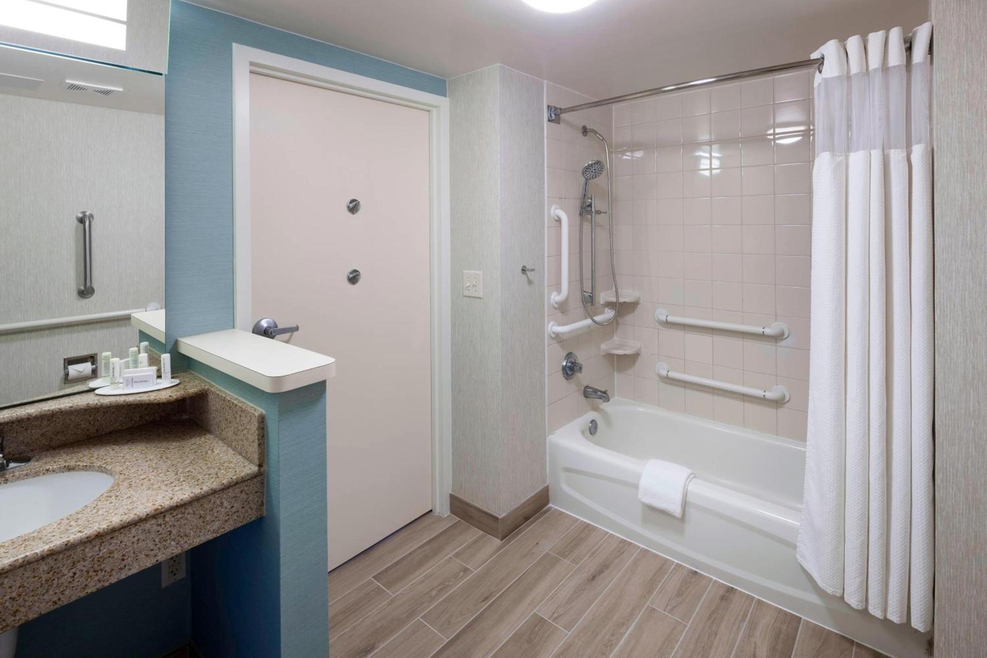Courtyard Carolina Beach Oceanfront Bagian luar foto